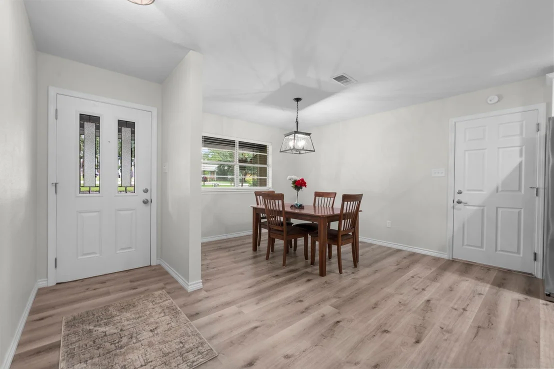 Photo of 209 Summit Drive