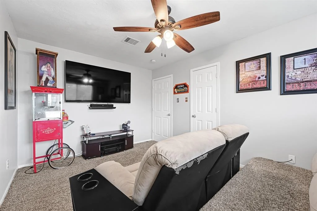 Photo of 18123 Redoak Manor Lane