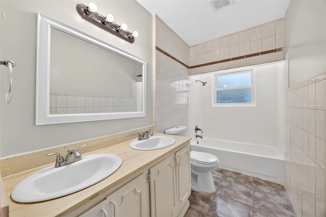 Photo of 11307 Langdon Lane