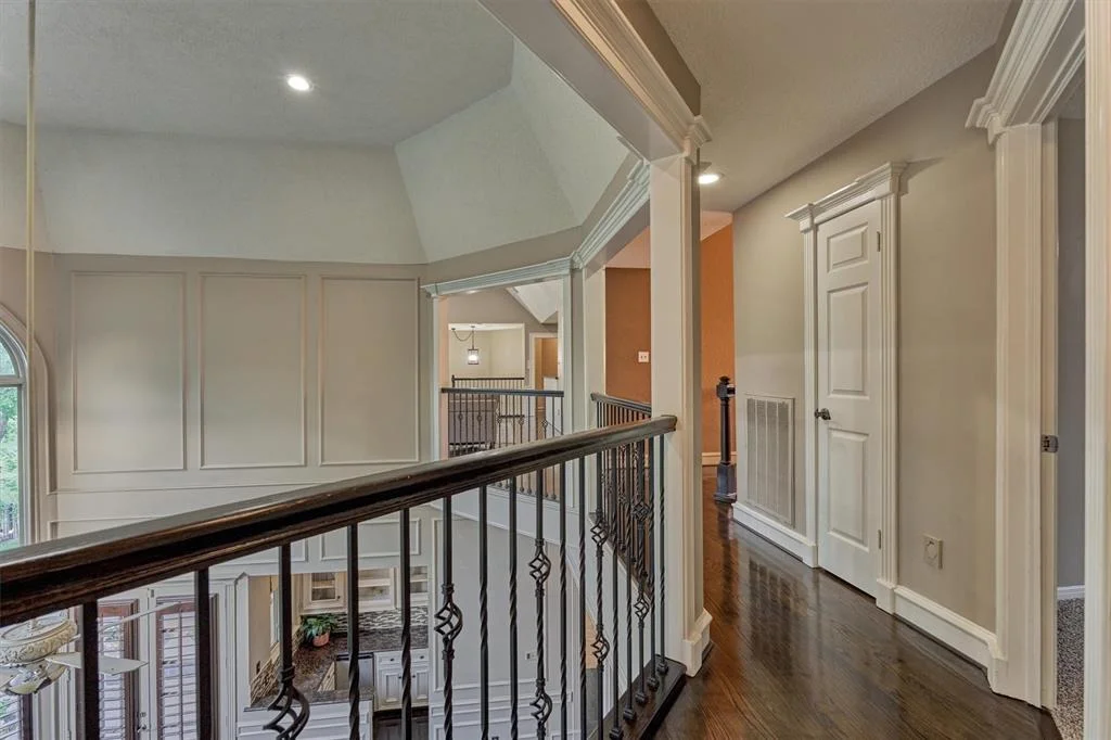 Photo of 24718 Creekview Drive