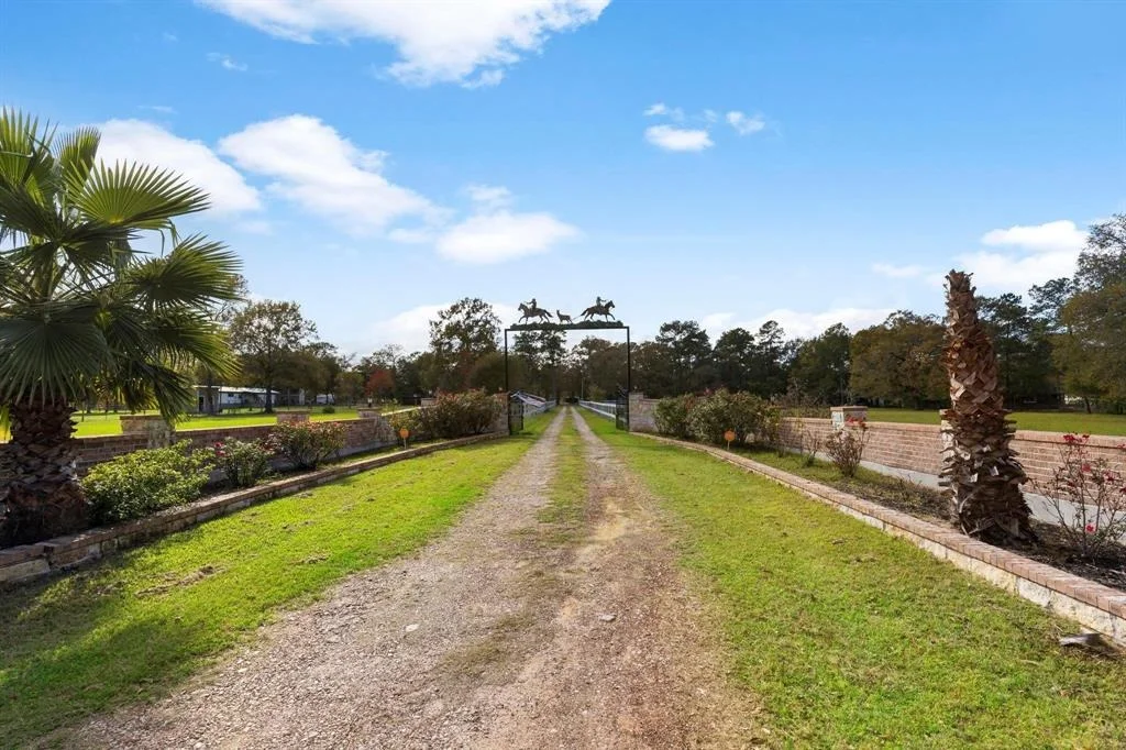 Photo of 1155 Whipporwill Road
