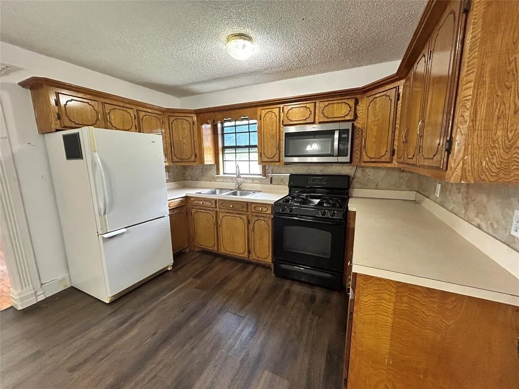 Photo of 1802 N Avenue Q