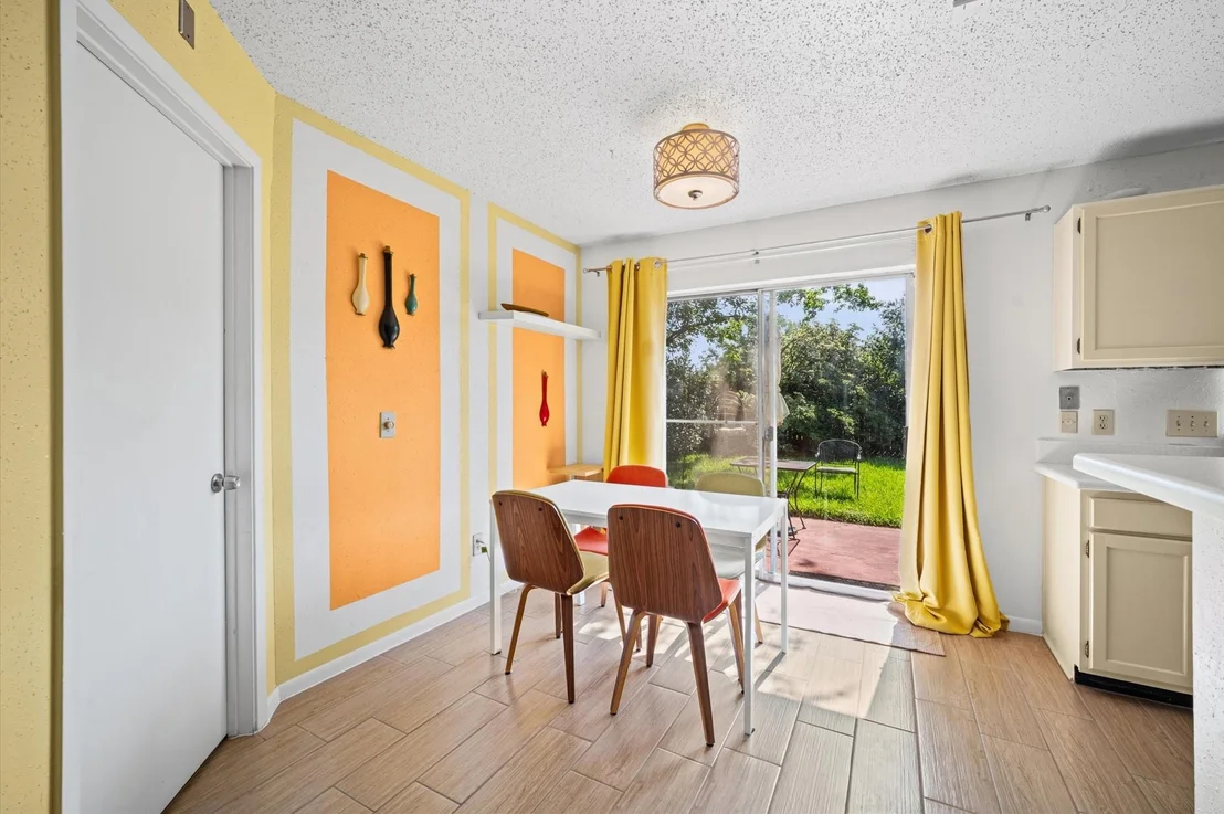 Photo of 9622 Poynes Drive