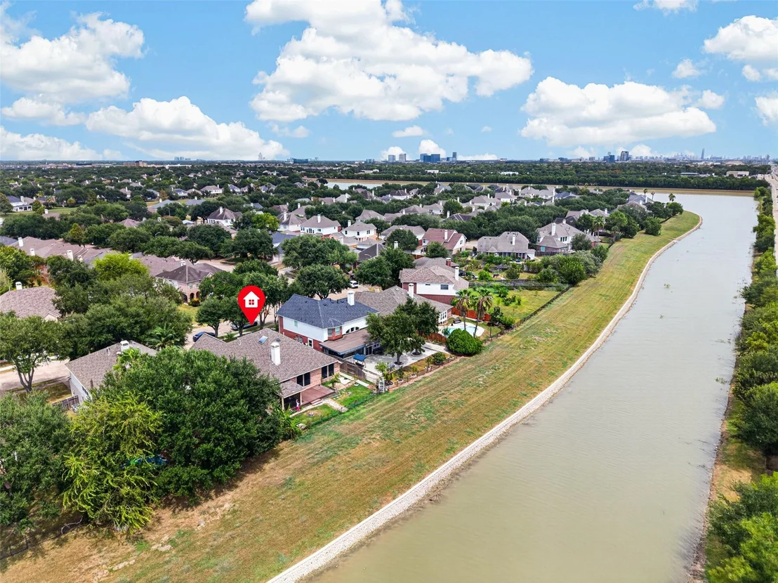Photo of 3926 Shadow Cove Drive