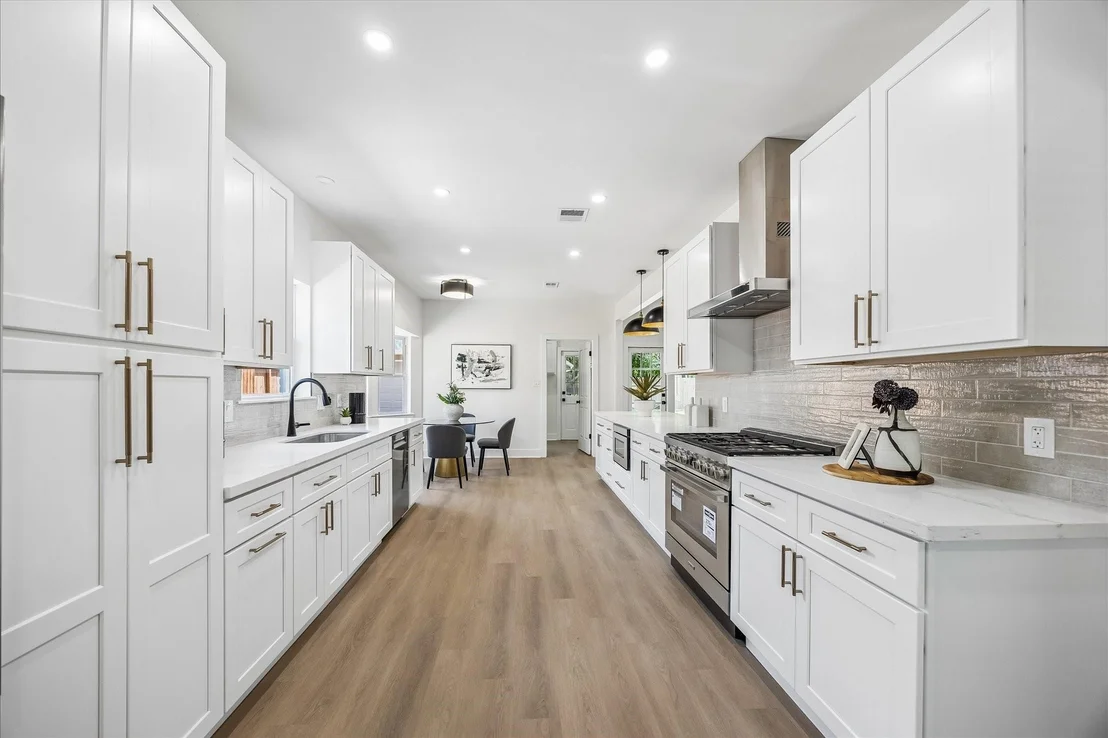 Photo of 607 Blue Willow Drive