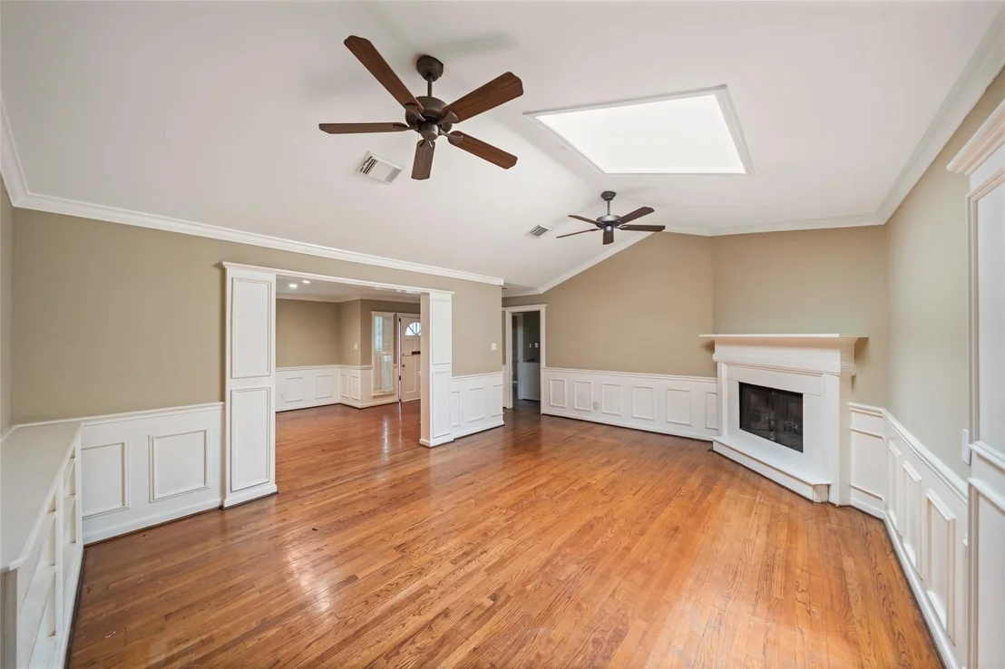 Photo of 6918 Pine Grove Drive