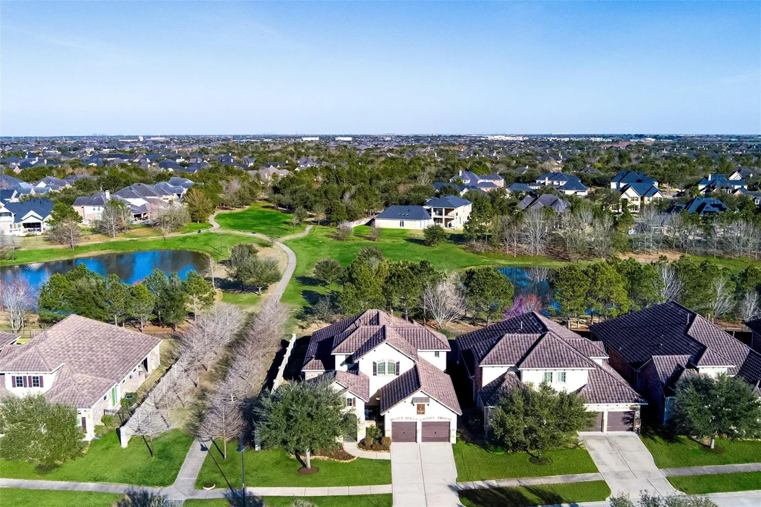Photo of 119 Lake View Loop