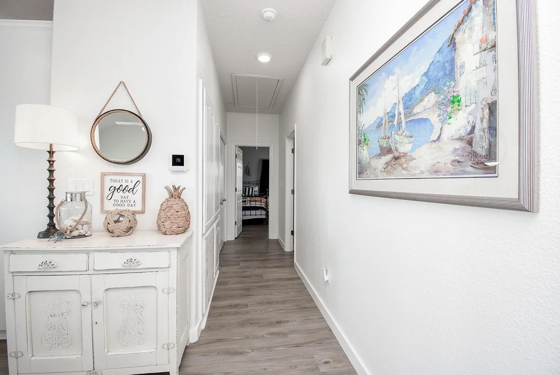 Photo of 1504 W Bayshore Drive
