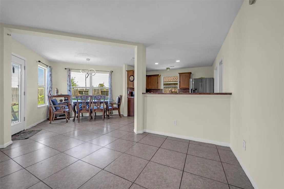 Photo of 5531 Dapplewood Lane