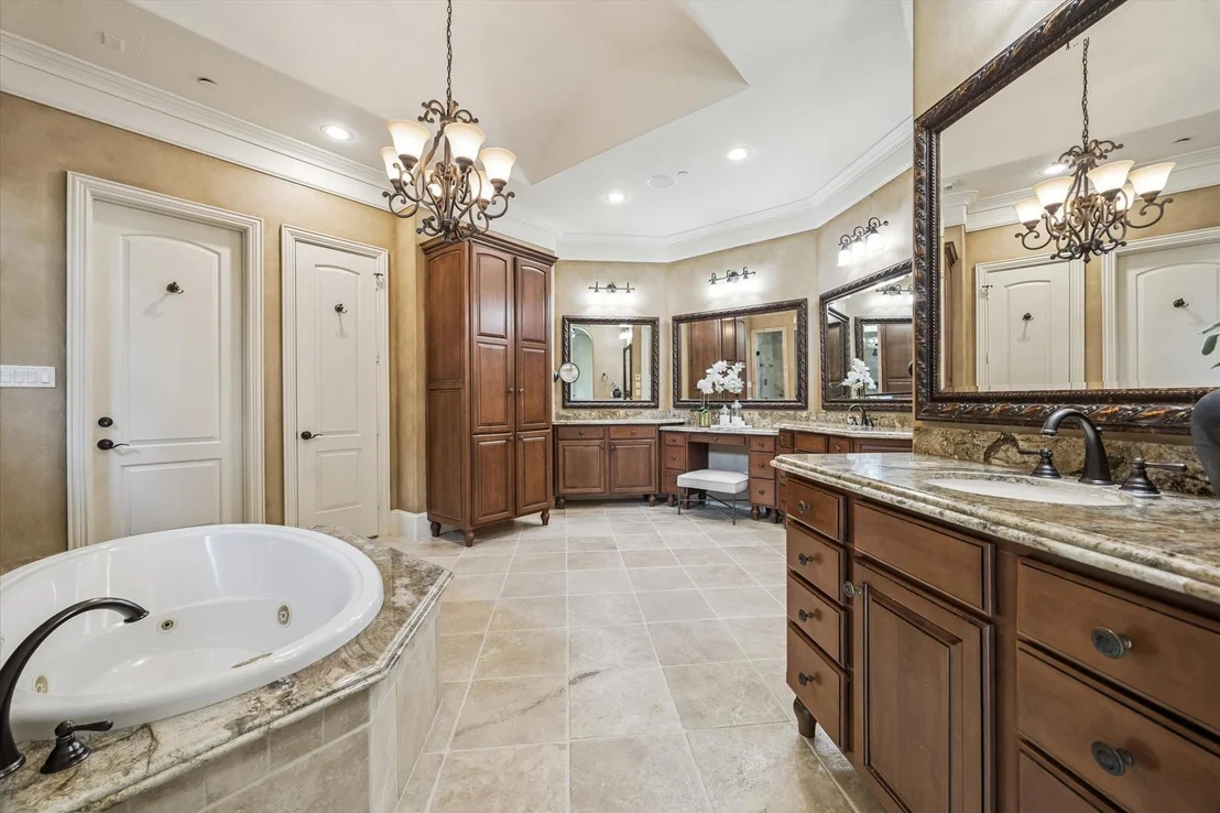 Photo of 570 Lanecrest Lane