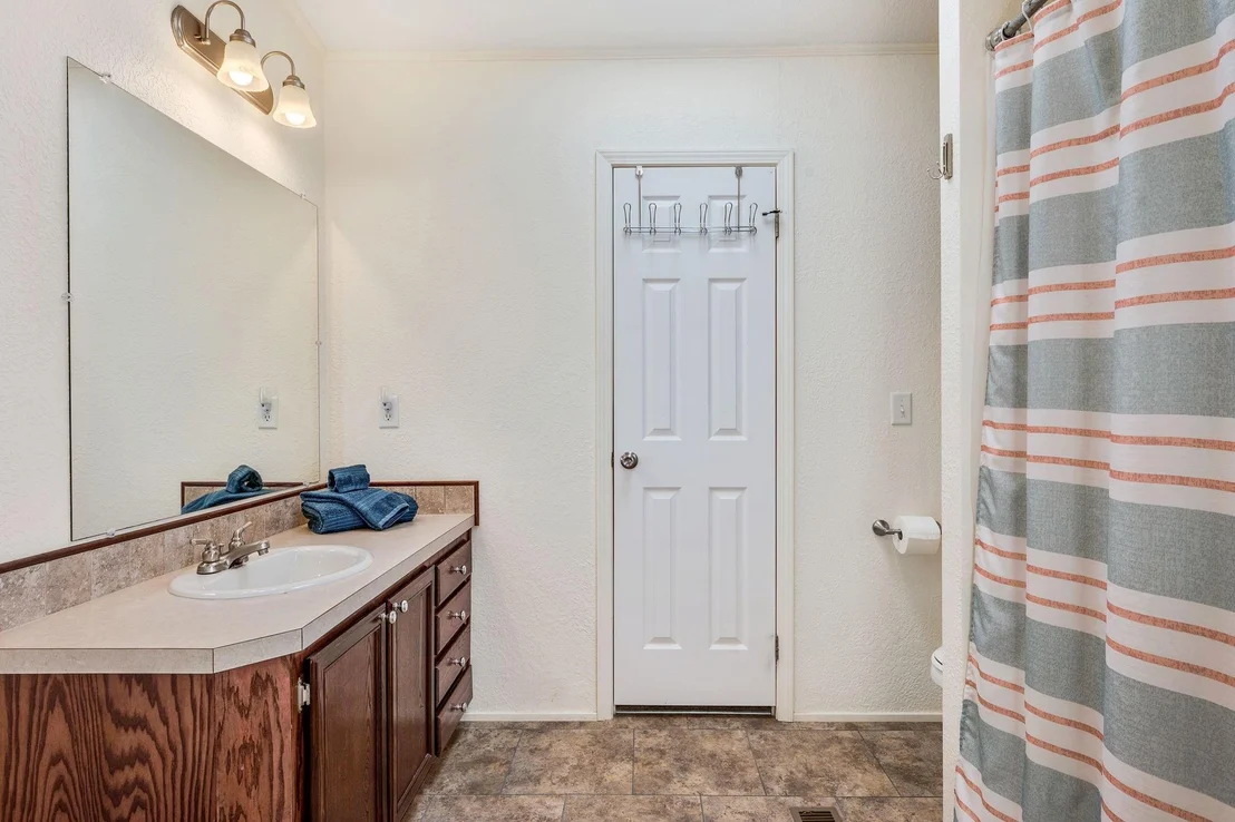 Photo of 412 Leaning Oak Lane