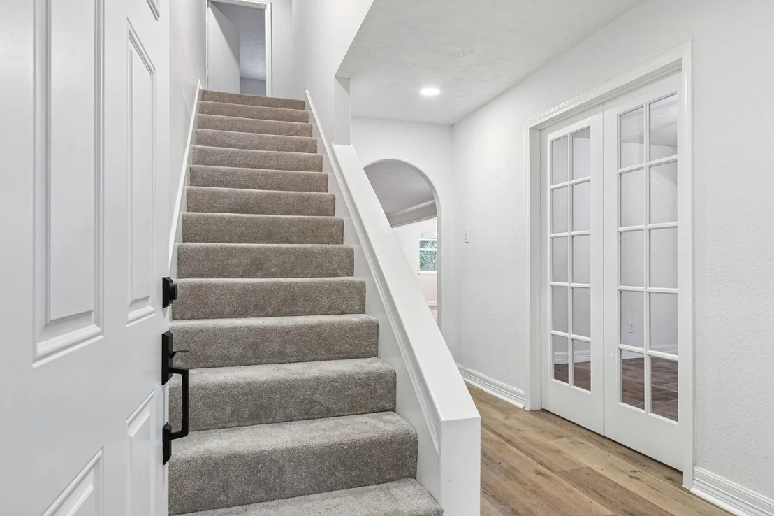 Photo of 606 Orangewood Drive