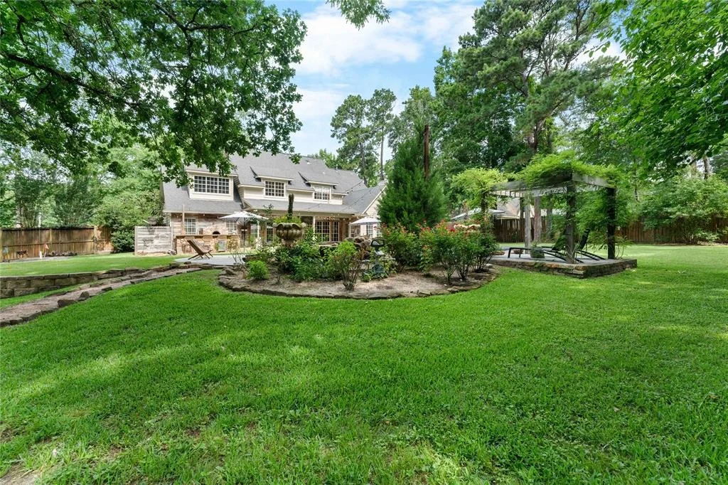 Photo of 32430 Edgewater Drive