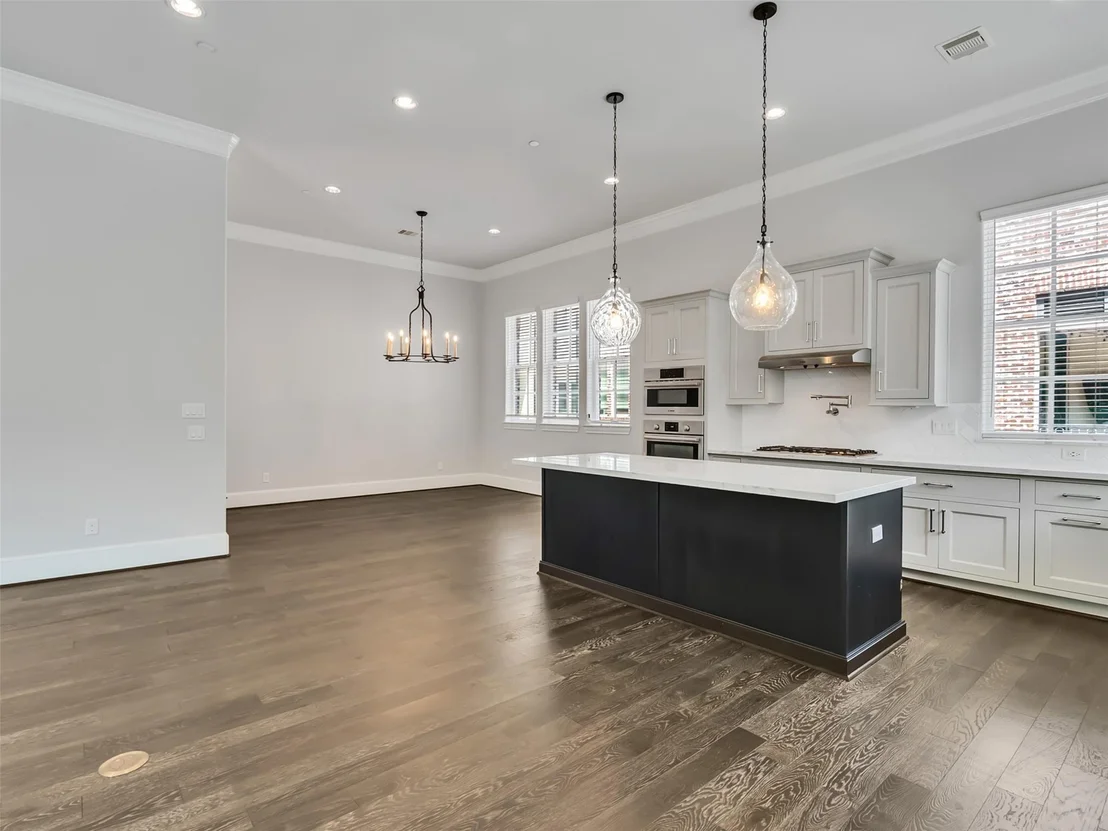 Photo of 6014 Matthew Oaks Place