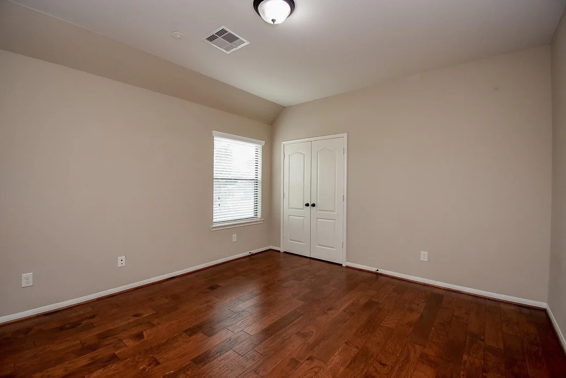 Photo of 6034 Gracys Landing Lane