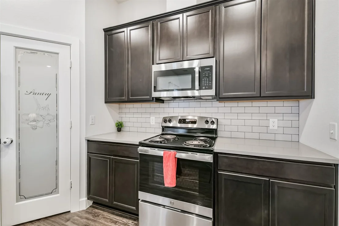 Photo of 260 Shoreview Drive