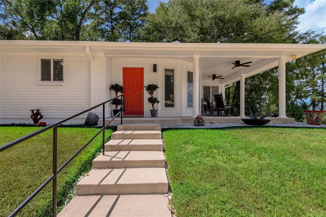 Photo of 108 Cottonwood Road