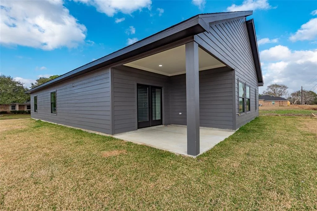 Photo of 1302 Sailfish Dr