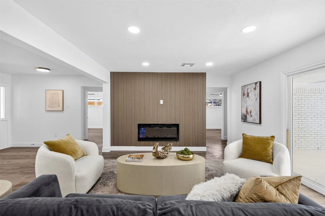 Photo of 5447 Darnell Street