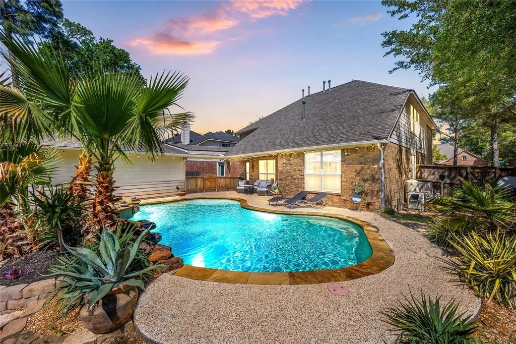 Photo of 17422 Ebeys Landing Ln Lane