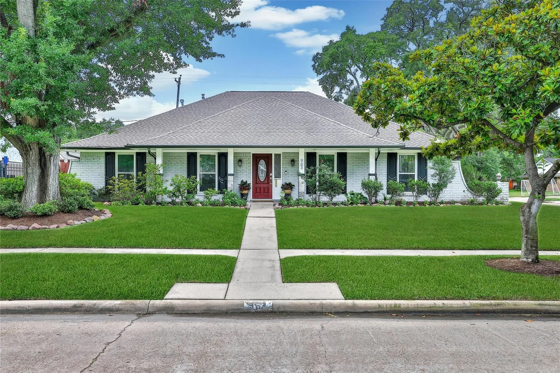 Photo of 963 Thornton Road