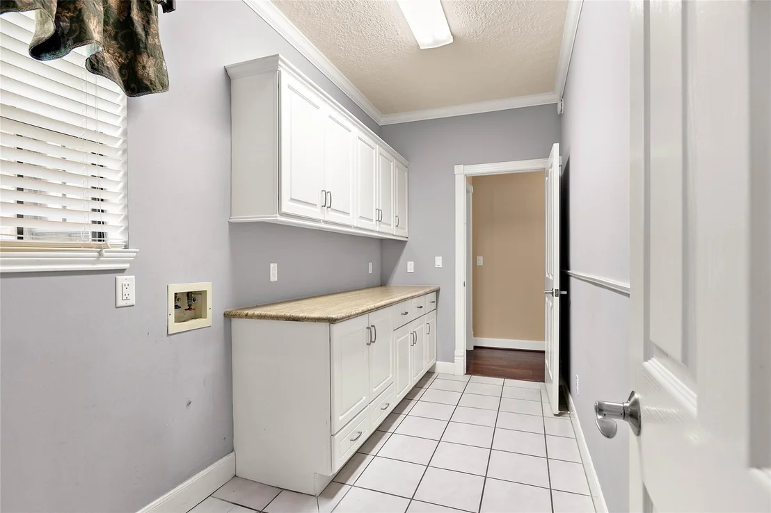 Photo of 2 Oak Crest Circle
