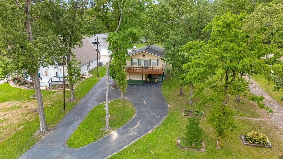 Photo of 439 Lakeview Harbor