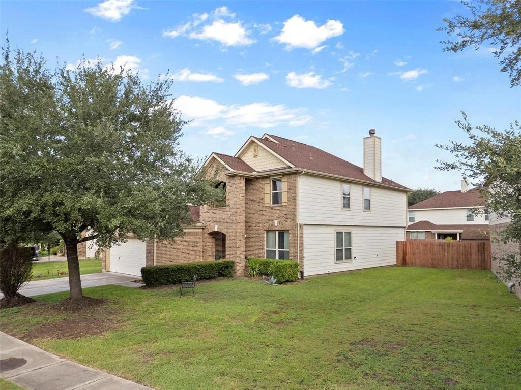 Photo of 16226 Peach Bluff Lane