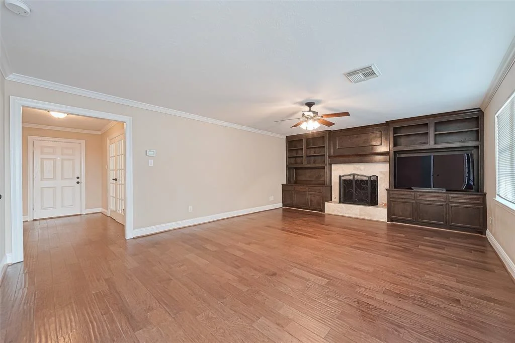 Photo of 565 Landfall Lane