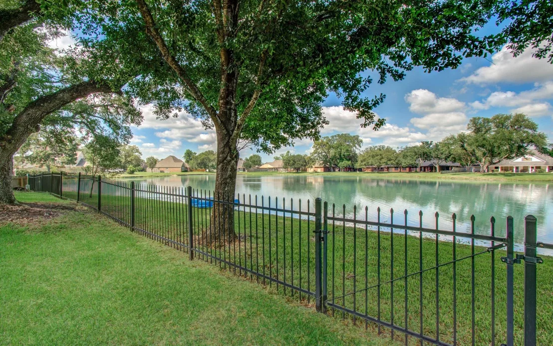 Photo of 805 Enchanted Oaks Drive