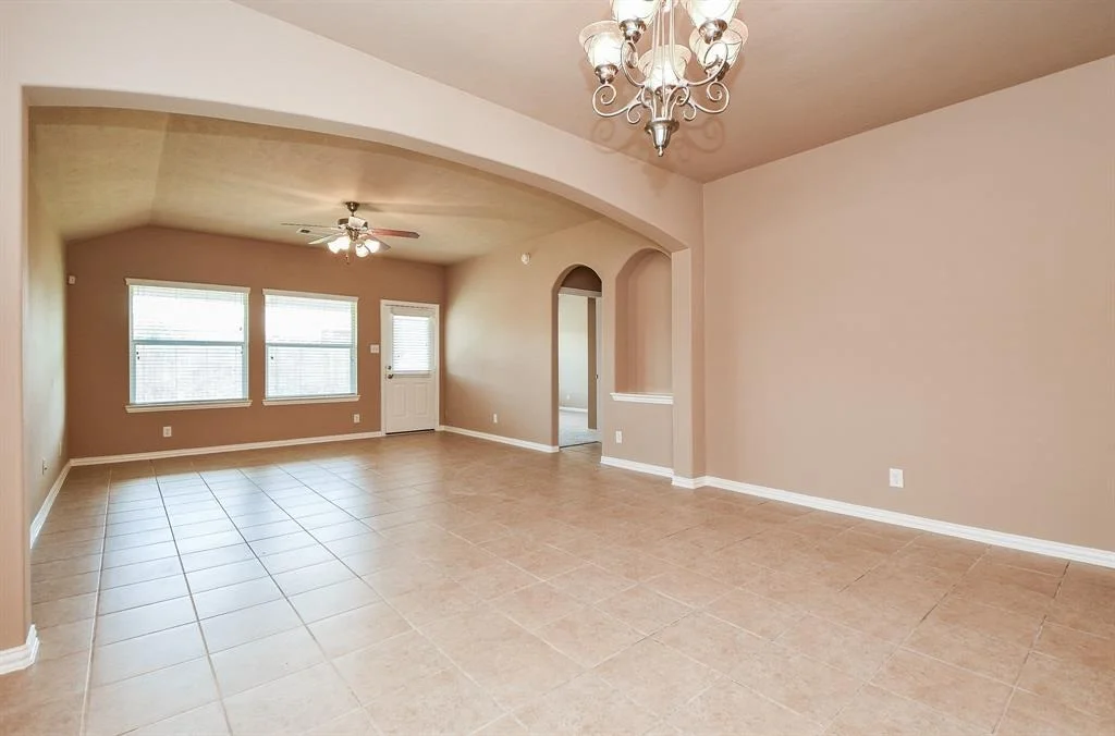 Photo of 26923 Glacier Creek Drive