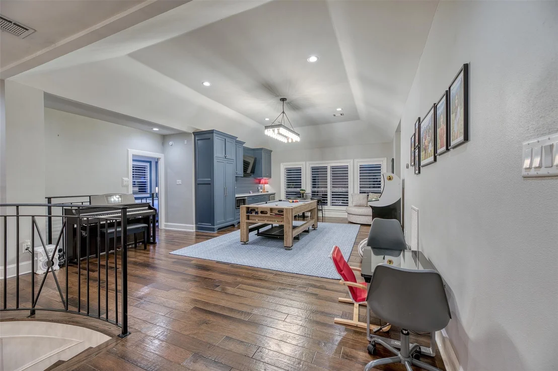 Photo of 923 Chinquapin Place