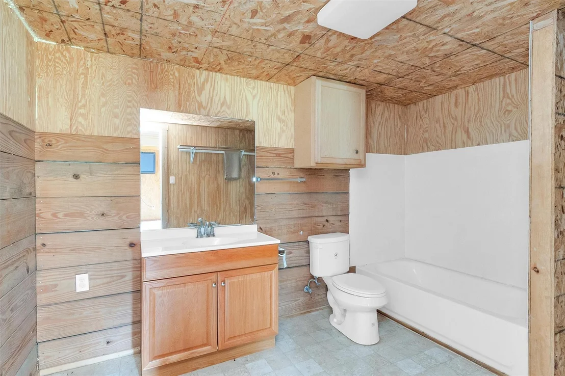 Photo of 13585 Walker Road