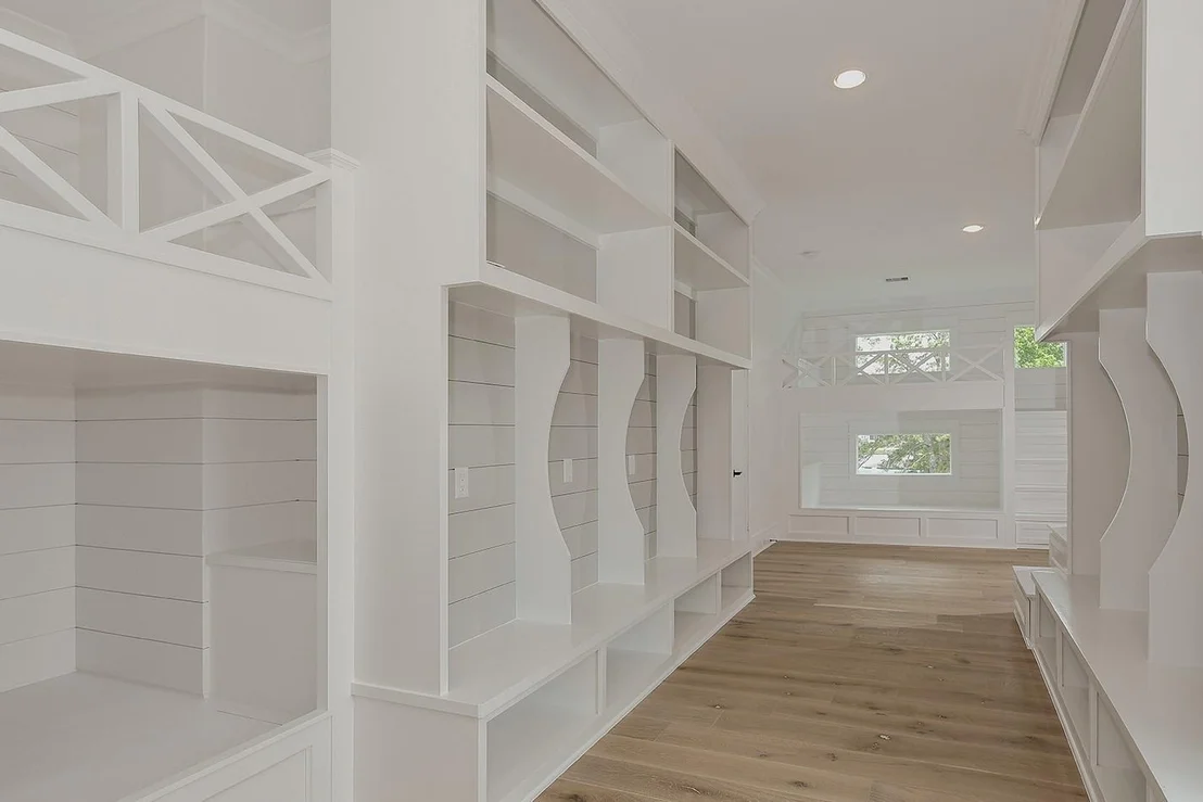Photo of 12361 Oak Cove Pointe