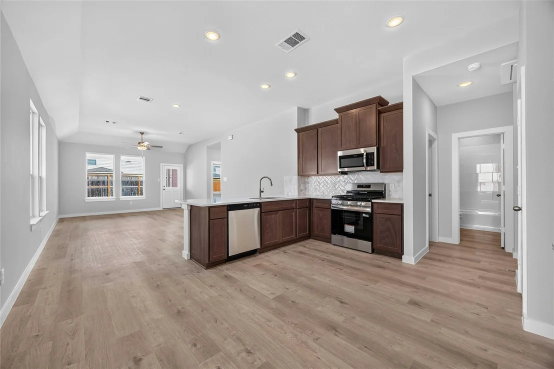 Photo of 1212 Lilly Lane