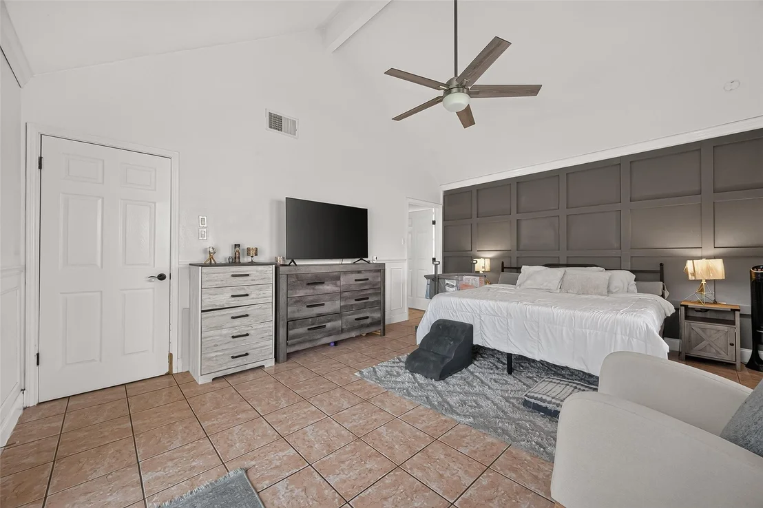 Photo of 14715 Summerway Lane