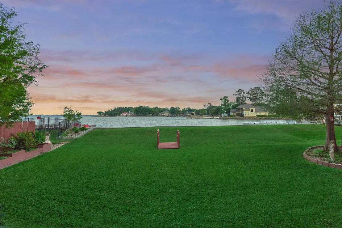 Photo of 11831 Thoreau Drive