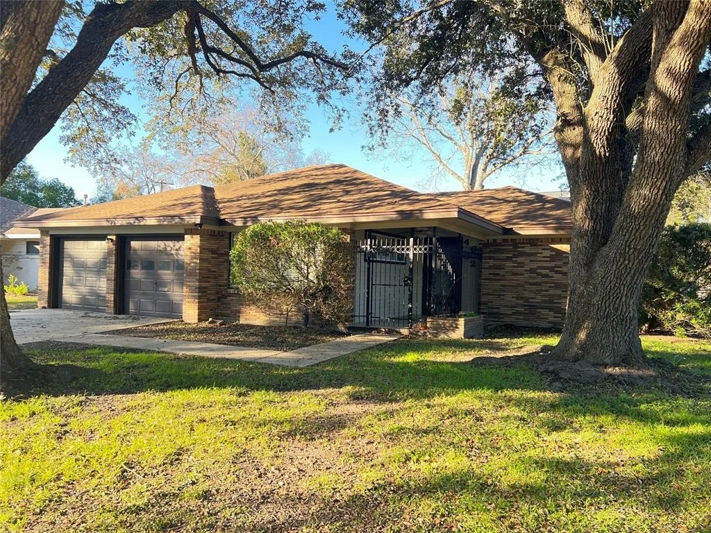 Photo of 4602 Redstart Street