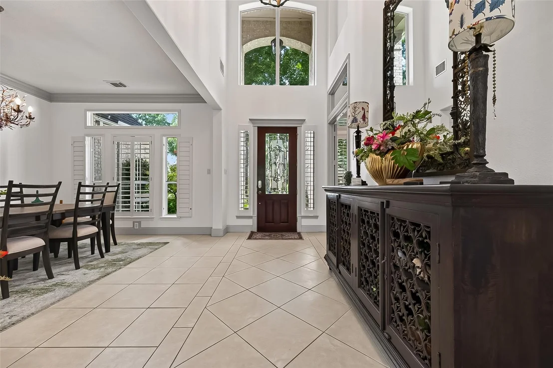 Photo of 6118 Windrose Hollow Lane