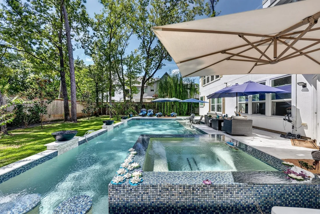 Photo of 335 Voss Road