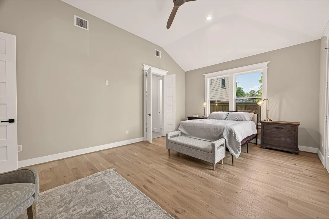 Photo of 301 Vincent Street