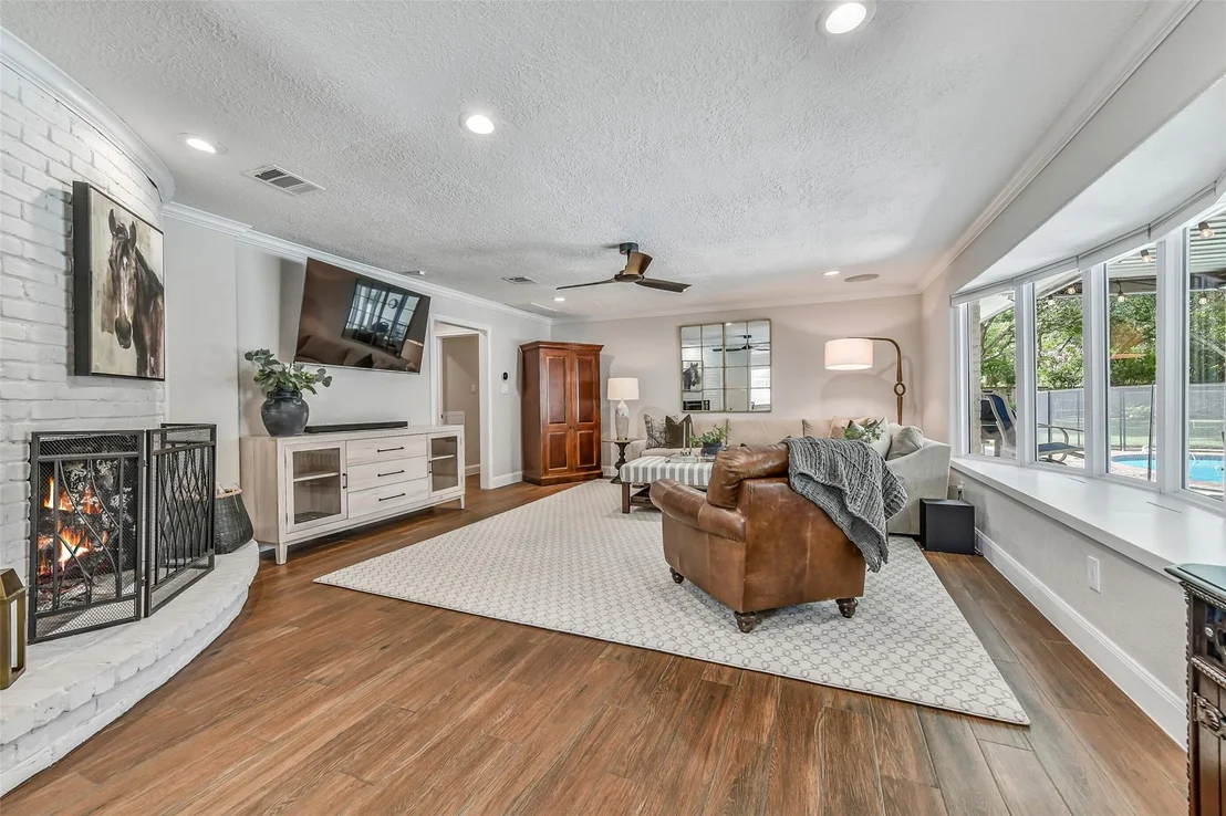 Photo of 9 Earlham Drive