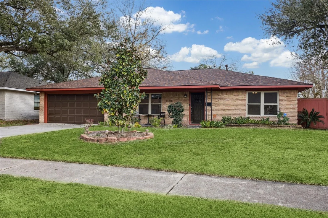 Photo of 11519 Endicott Lane