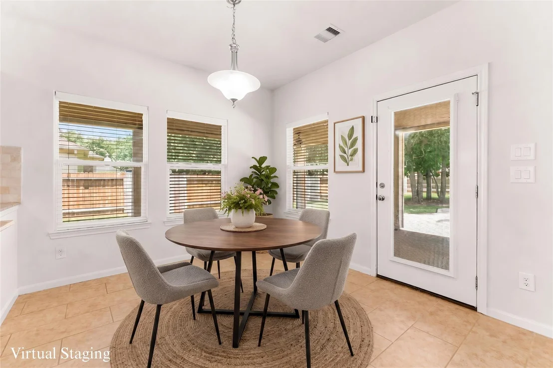 Photo of 6914 Dillon Drive