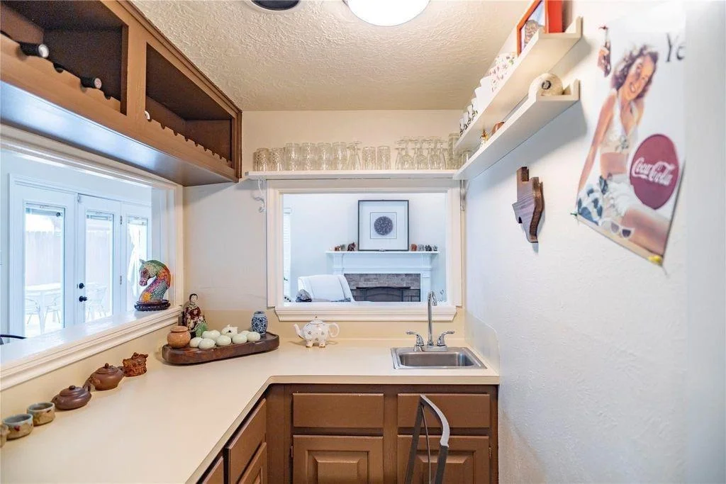 Photo of 18310 Spellbrook Drive