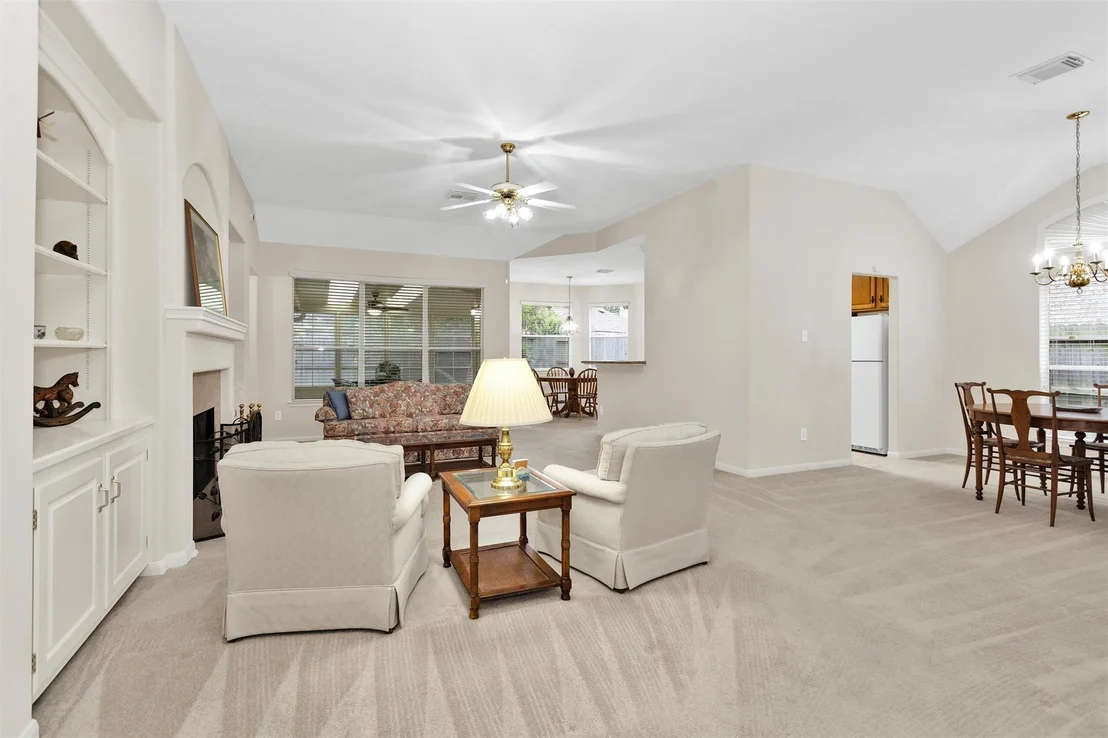 Photo of 6031 Skyhaven Lane
