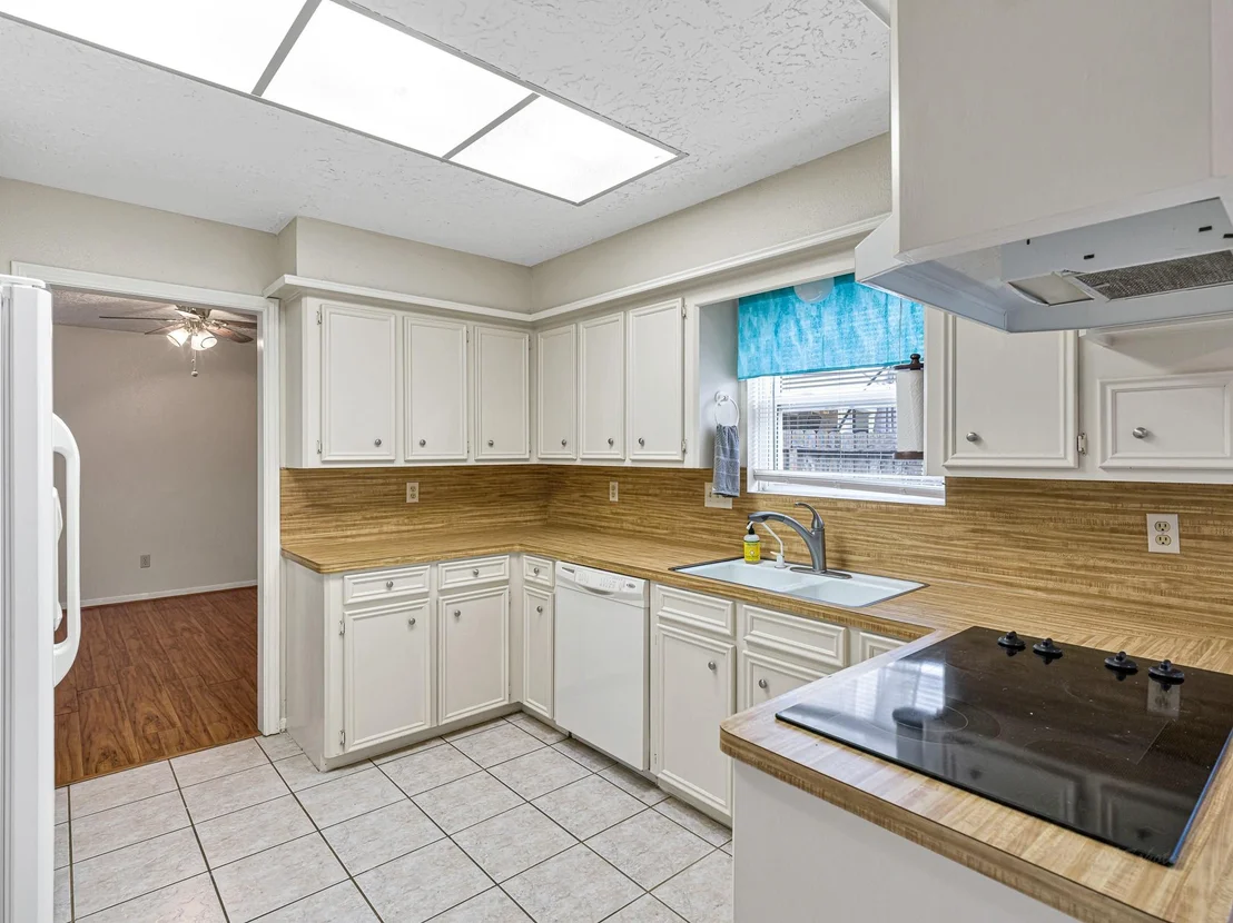 Photo of 22906 Squirrel Tree Street