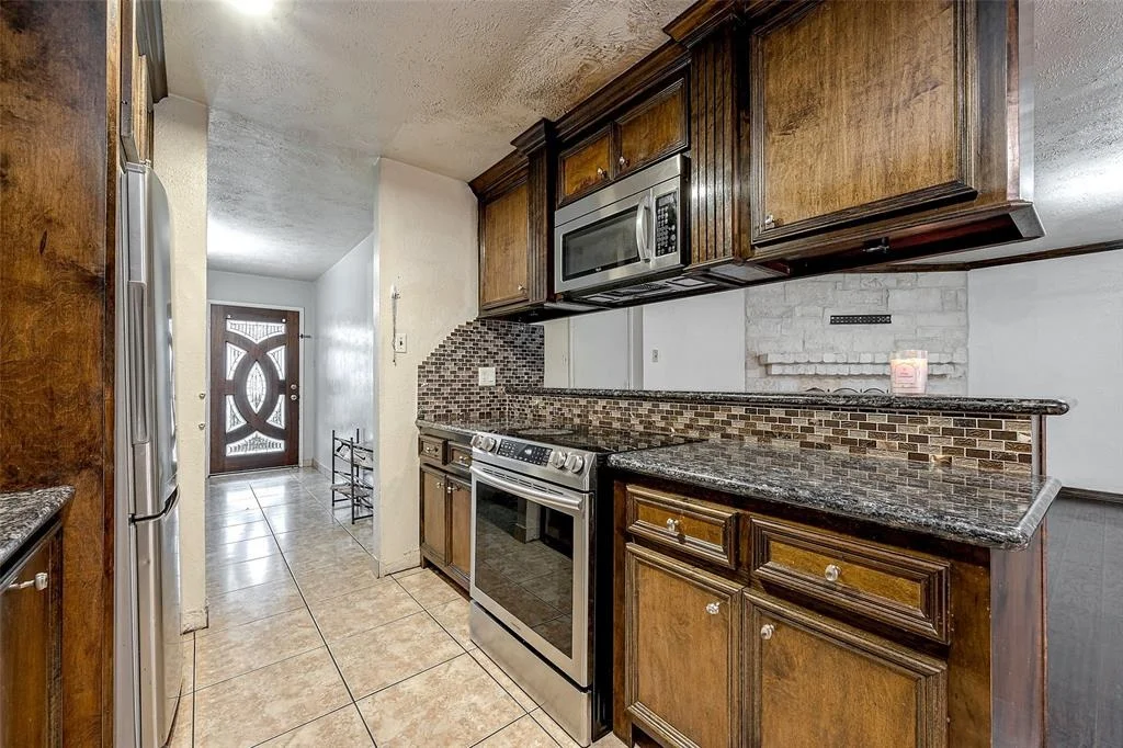 Photo of 7319 Goldfinch Drive