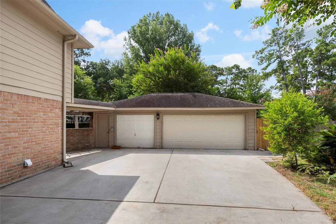 Photo of 8215 Winding Hill Lane