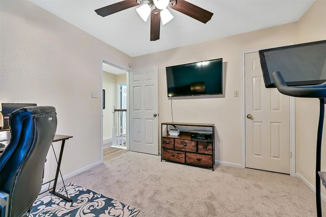 Photo of 14219 Oak Chase Drive